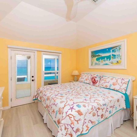 Thatch Hill - Renovated Beach House With Pool, Short Walk To The Rum Point Club Driftwood Village Esterno foto
